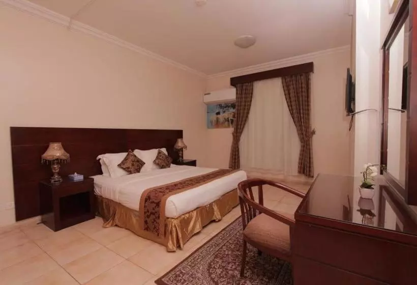 Belle Vue Inn Hotel & Suites