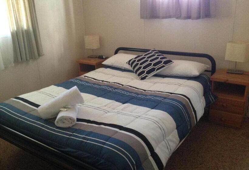 Отель Bestbrook Mountain Farmstay