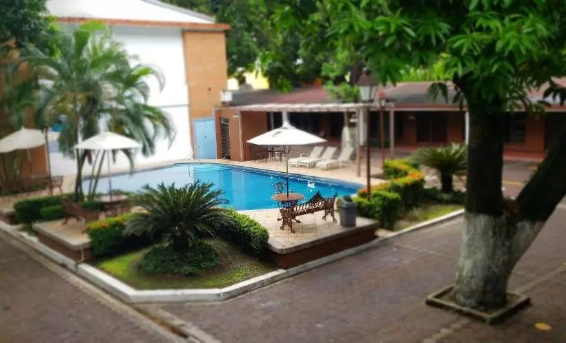ホテル El Rancho