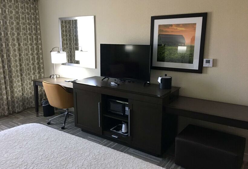 Otel Hampton Inn Mcpherson