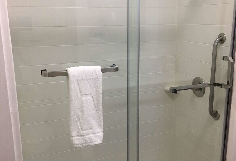 Otel Hampton Inn Mcpherson