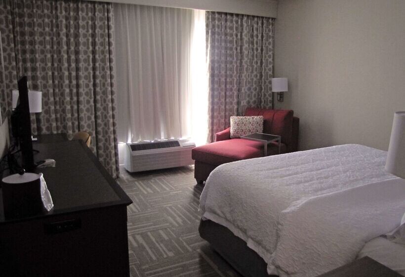 Otel Hampton Inn Mcpherson