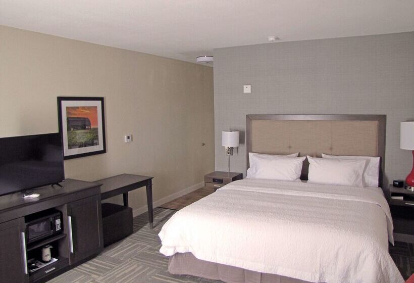 Otel Hampton Inn Mcpherson