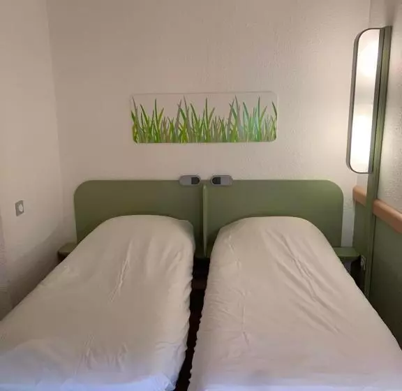 ホテル Ibis Budget Chambéry Sud Challesleseaux