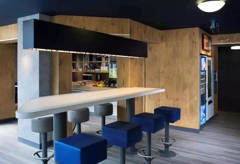 ホテル Ibis Budget Chambéry Sud Challesleseaux