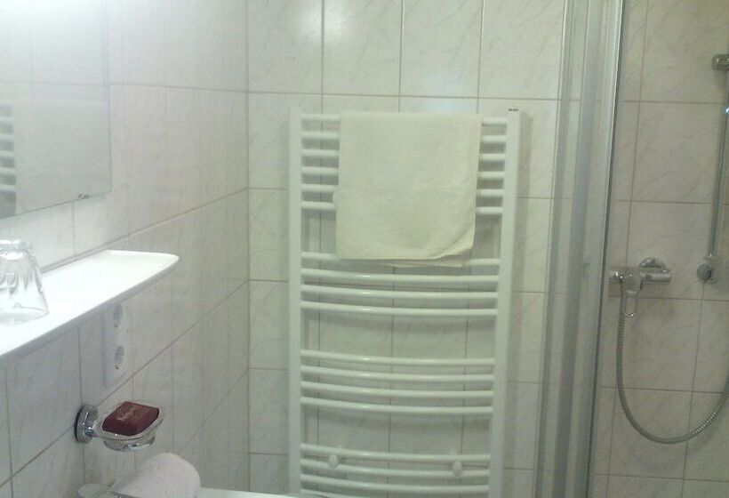 Отель Garni Krinserhof