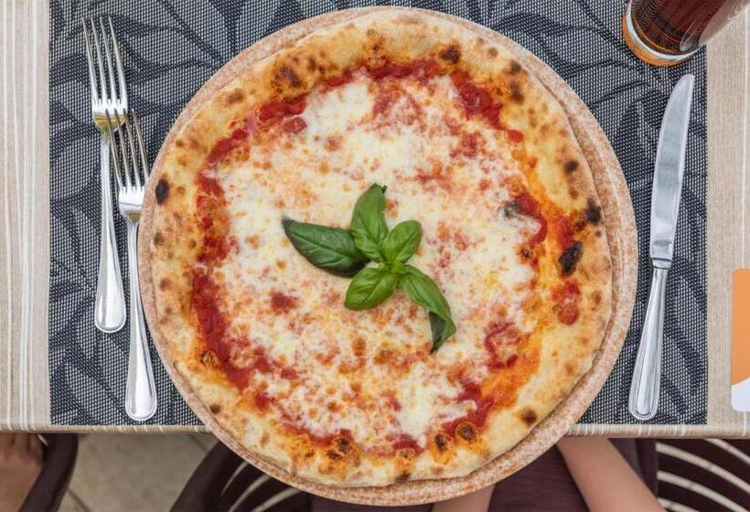 فندق Majestic Palace