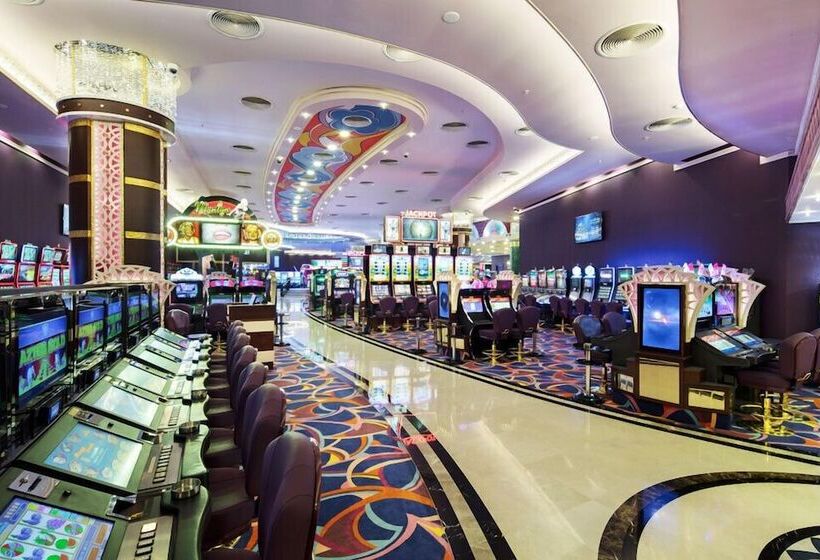 Merit Royal Premium Hotel Casino & Spa