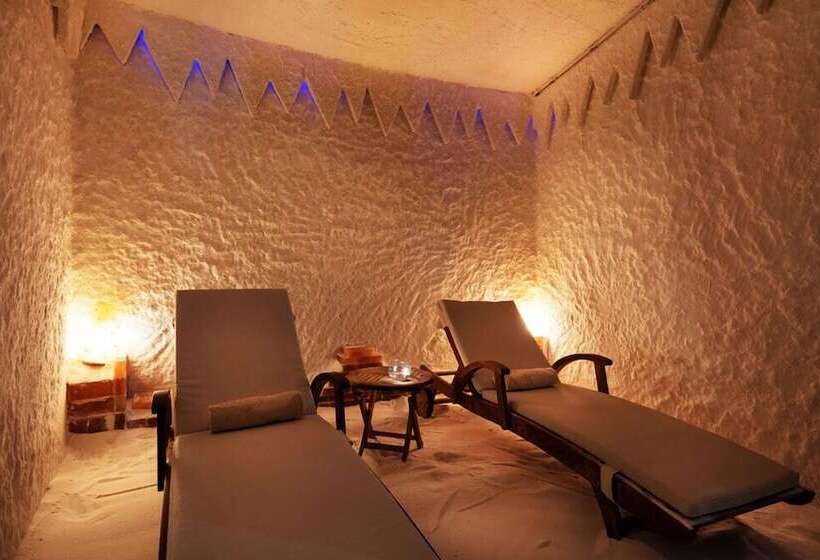 Merit Royal Premium Hotel Casino & Spa