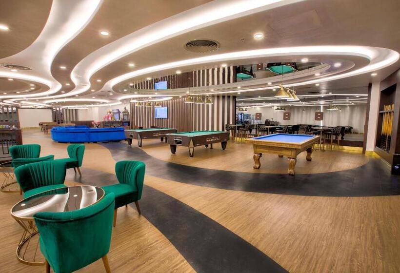 Merit Royal Premium Hotel Casino & Spa