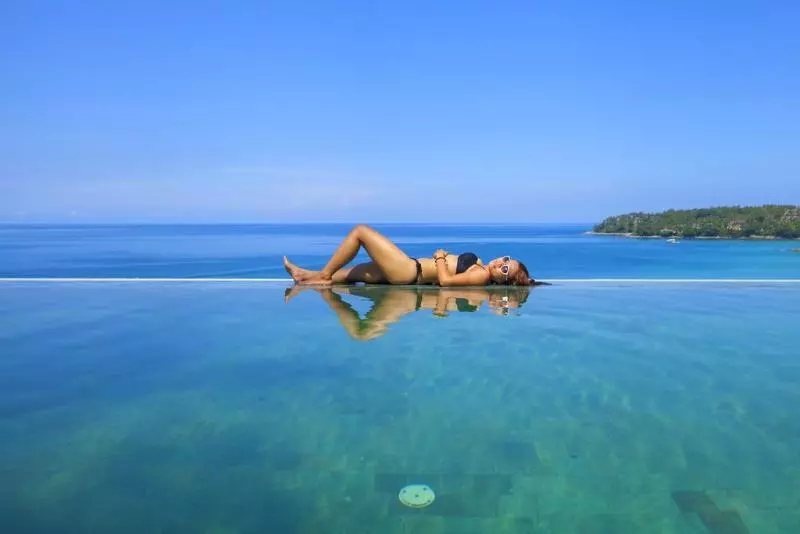 هتل Norn Talay Surin Beach Phuket