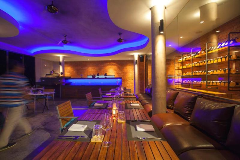 هتل Norn Talay Surin Beach Phuket