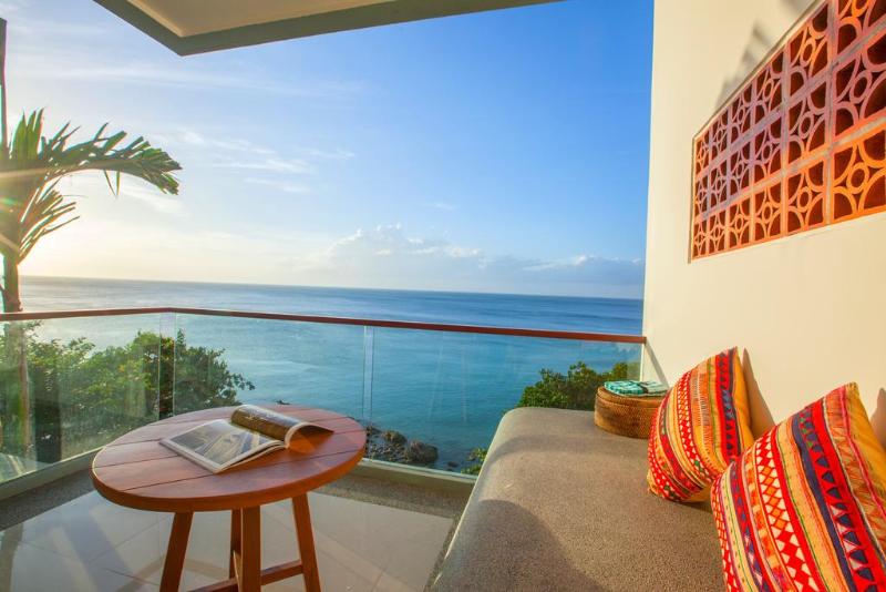 هتل Norn Talay Surin Beach Phuket