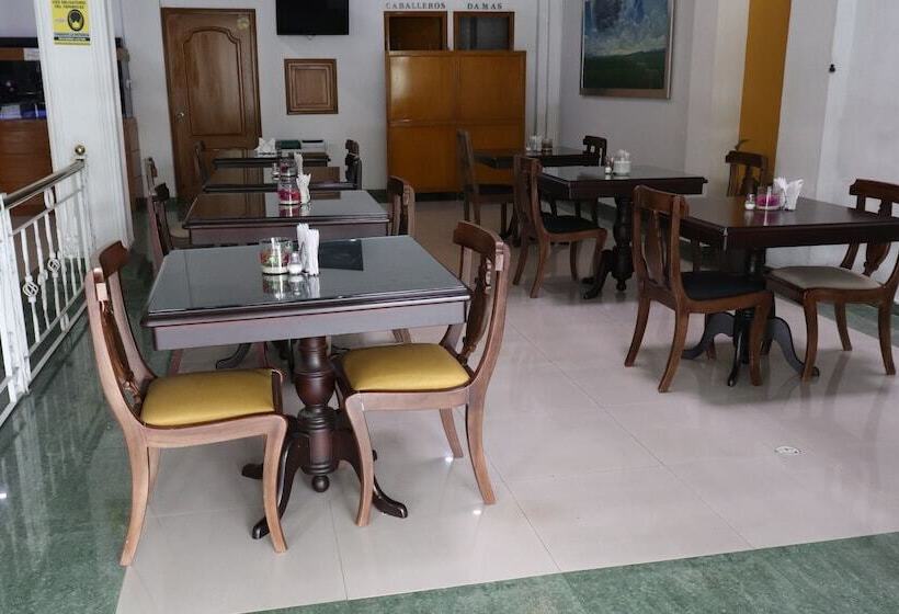 בית מלון כפרי Prince Plaza