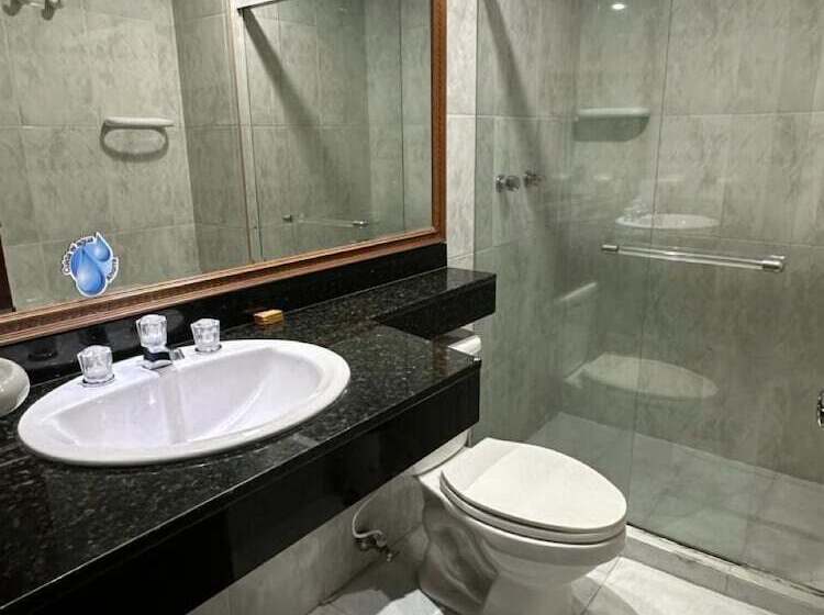 בית מלון כפרי Prince Plaza