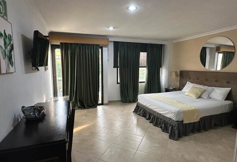 בית מלון כפרי Prince Plaza