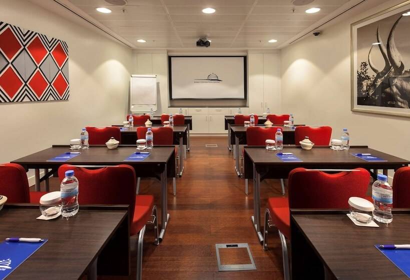 Radisson Blu Hotel & Convention Centre Kigali