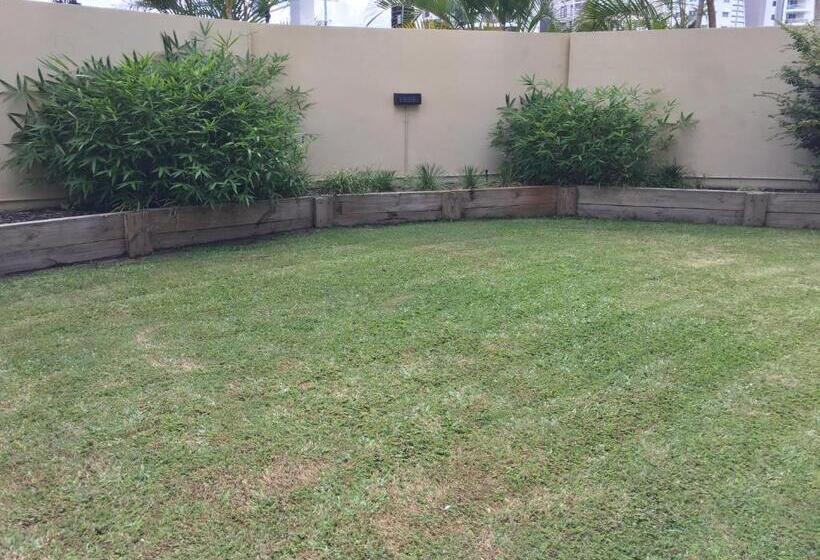 فندق Sea Mist Palms