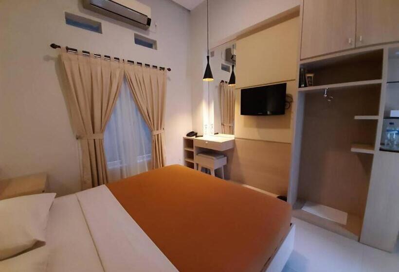 The Sriwijaya Hotel   Halal