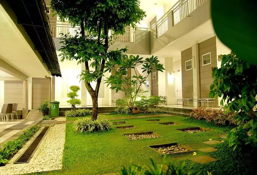 The Sriwijaya Hotel   Halal