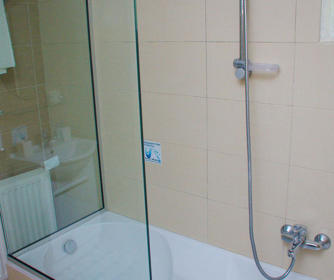 Omodos Village Houses - Pantelis & Olga & Marios & Iacovos