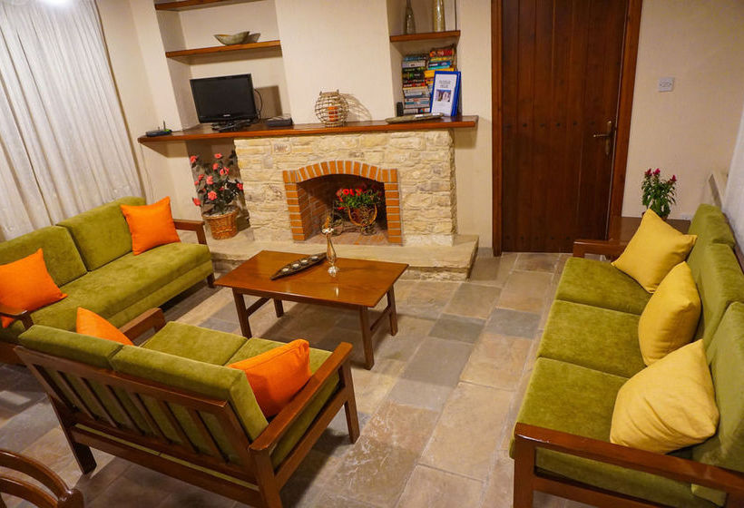 Omodos Village Houses - Pantelis & Olga & Marios & Iacovos