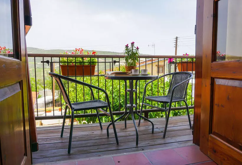 Omodos Village Houses - Pantelis  & Olga &  Marios &  Iacovos