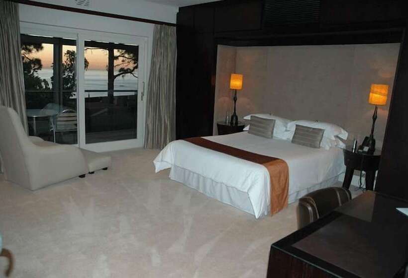 Pansiyon Atlantic House