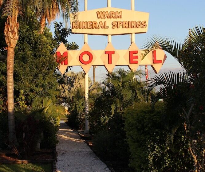 Warm Mineral Springs Motel