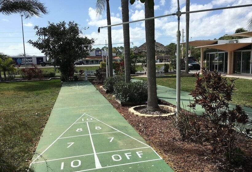 Warm Mineral Springs Motel