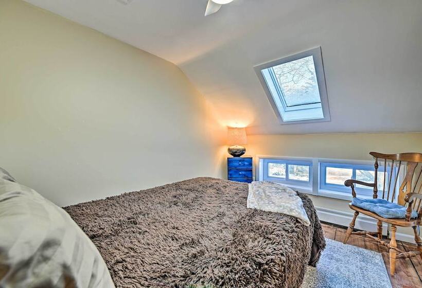 All Year Round Retreat Near Windham Mountain