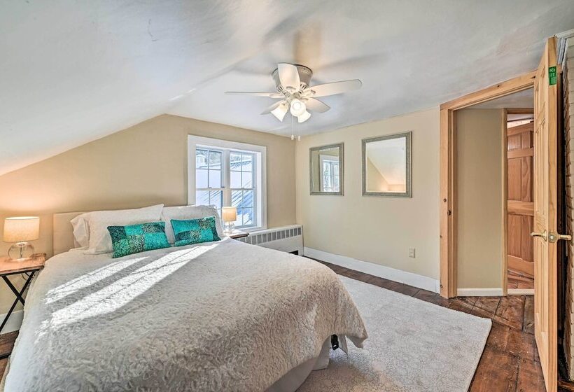 All Year Round Retreat Near Windham Mountain