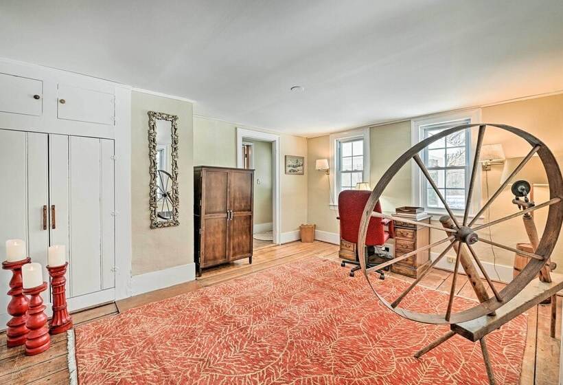 All Year Round Retreat Near Windham Mountain