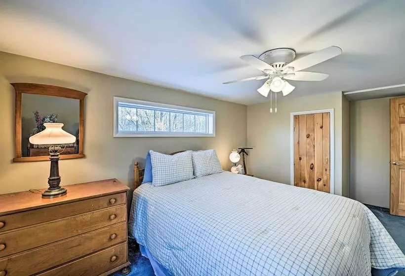 All Year Round Retreat Near Windham Mountain
