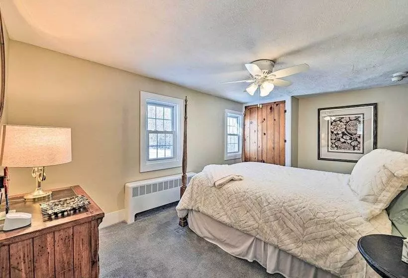 All Year Round Retreat Near Windham Mountain