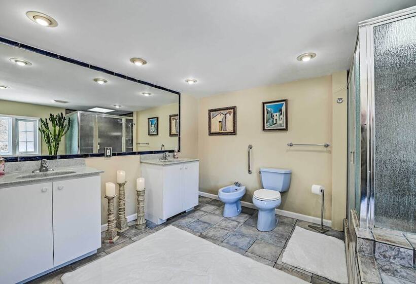 All Year Round Retreat Near Windham Mountain