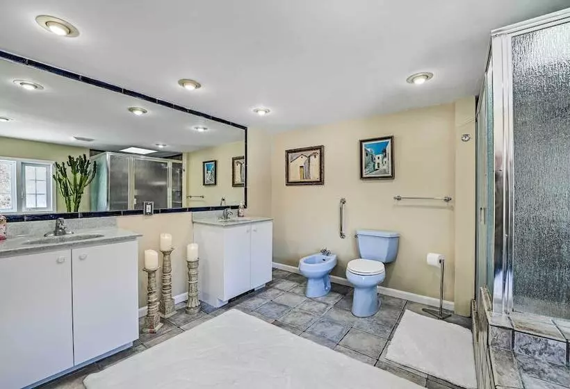 All Year Round Retreat Near Windham Mountain