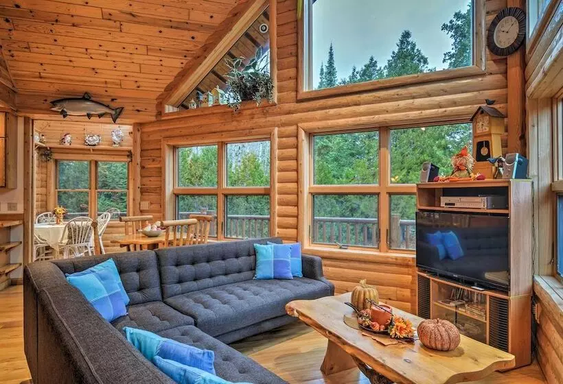 Camp Tony  W/ Trail Access: Walk To Lake Huron!