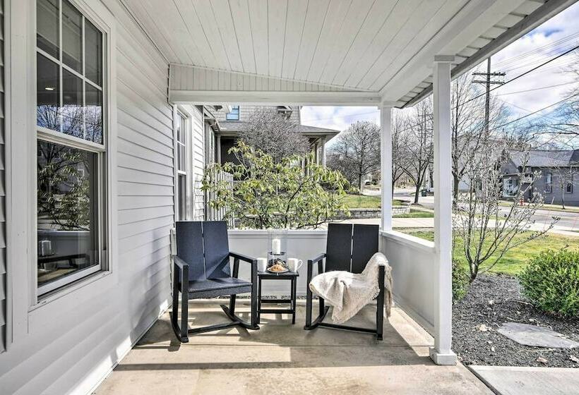 Chagrin Falls Home < Half Mi To Waterfall!