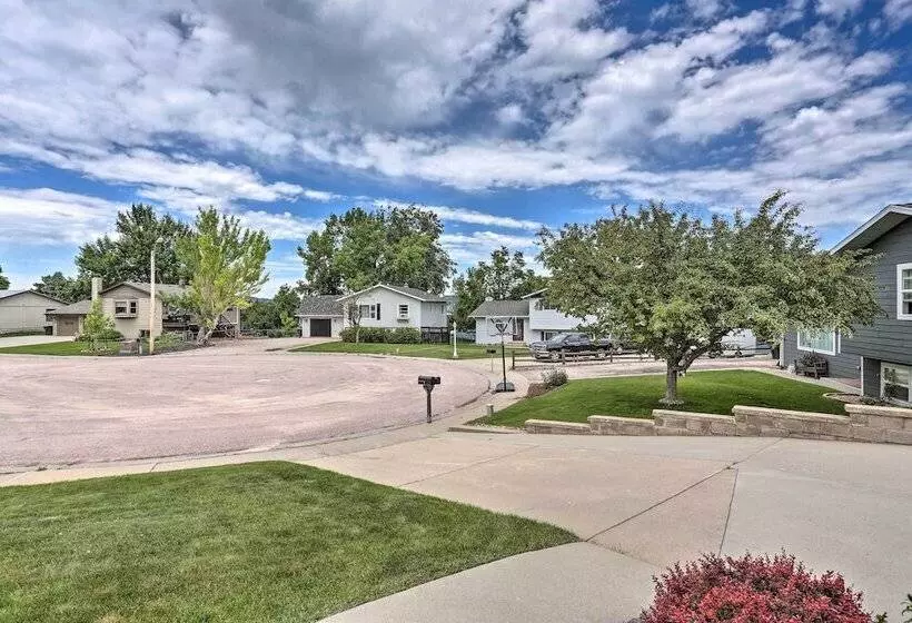 Cozy Sturgis Home W/ Yard, 2 Mi To Main St!