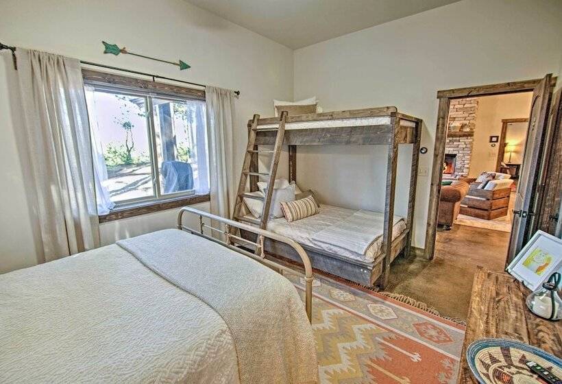 Custom Angel Fire Home: Views, Hot Tub & Fire Pit!