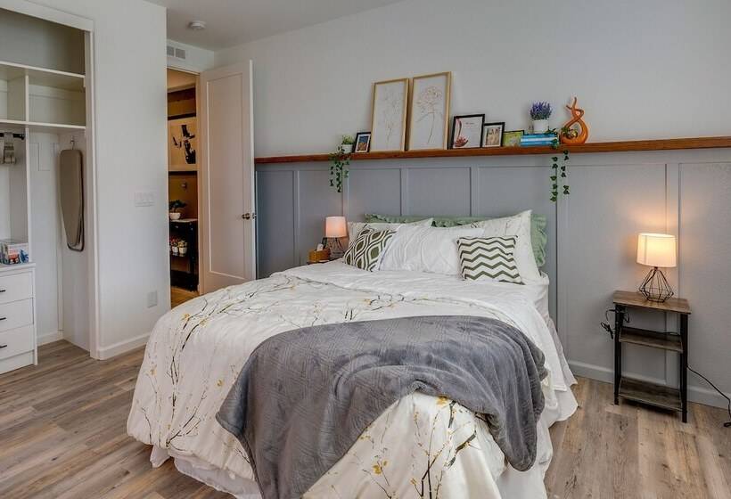 Elk Grove Studio W/ Private Patio: Walk To Casino!