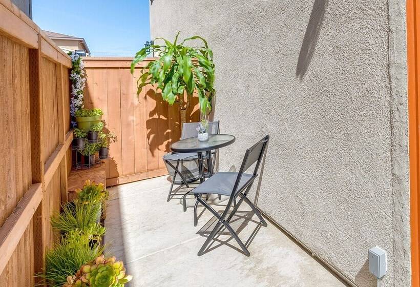 Elk Grove Studio W/ Private Patio: Walk To Casino!