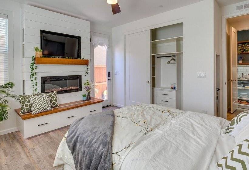 Elk Grove Studio W/ Private Patio: Walk To Casino!