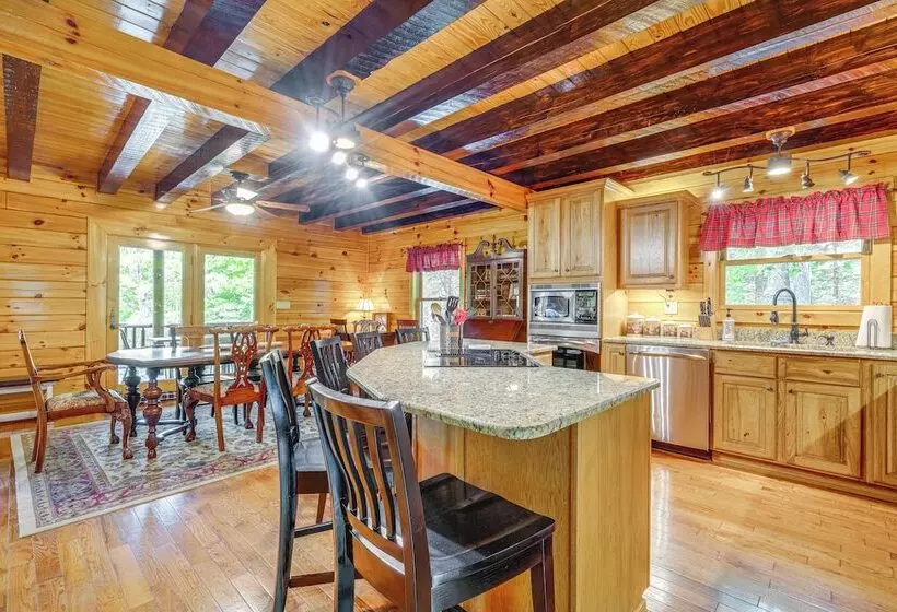 Hike, Fish & Golf: Burnsville Retreat W/ Deck!