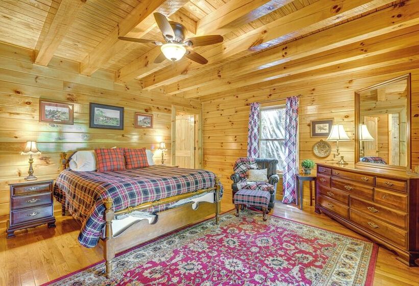 Hike, Fish & Golf: Burnsville Retreat W/ Deck!