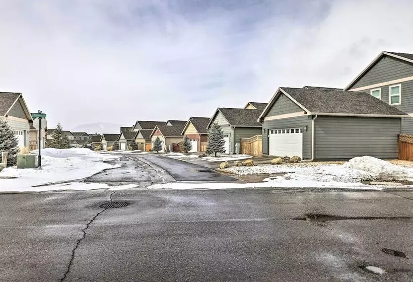 Gypsum Home W/ Patio: Between Glenwood & Vail