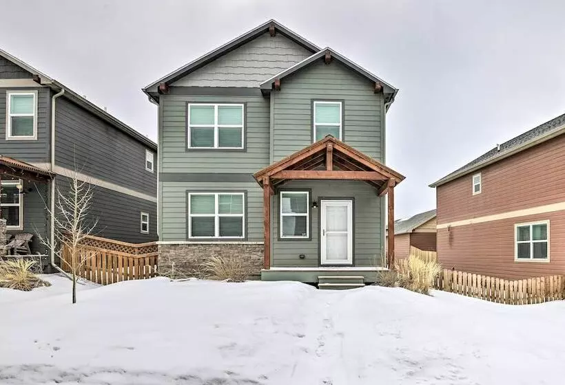 Gypsum Home W/ Patio: Between Glenwood & Vail