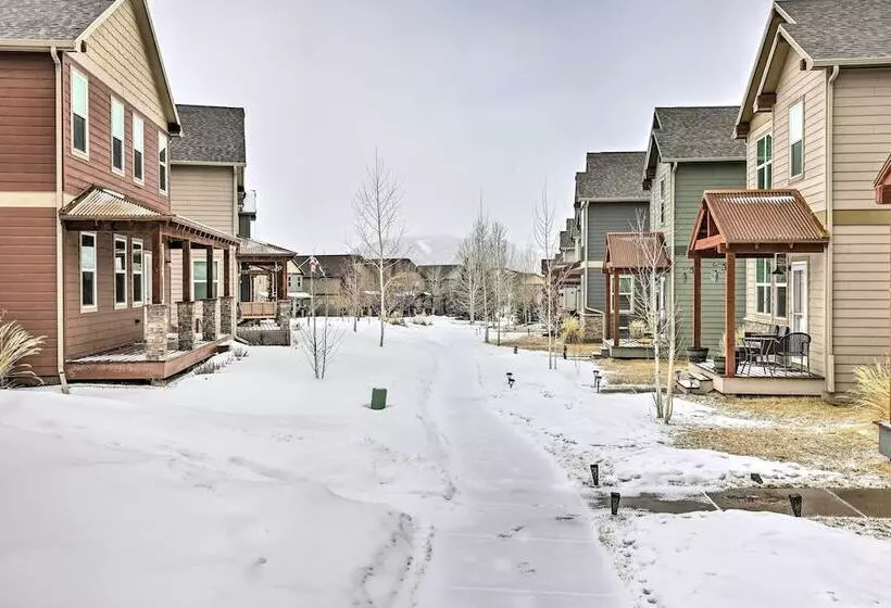 Gypsum Home W/ Patio: Between Glenwood & Vail