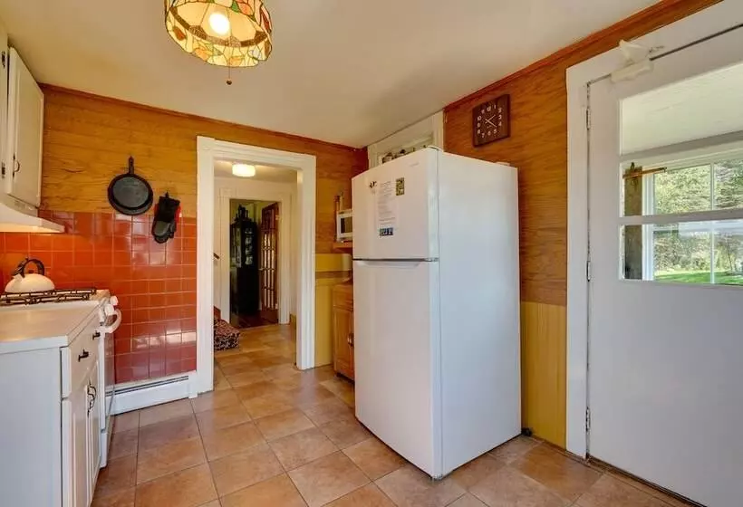 John S Farmhouse In Mount Snow  On 120 Acres!